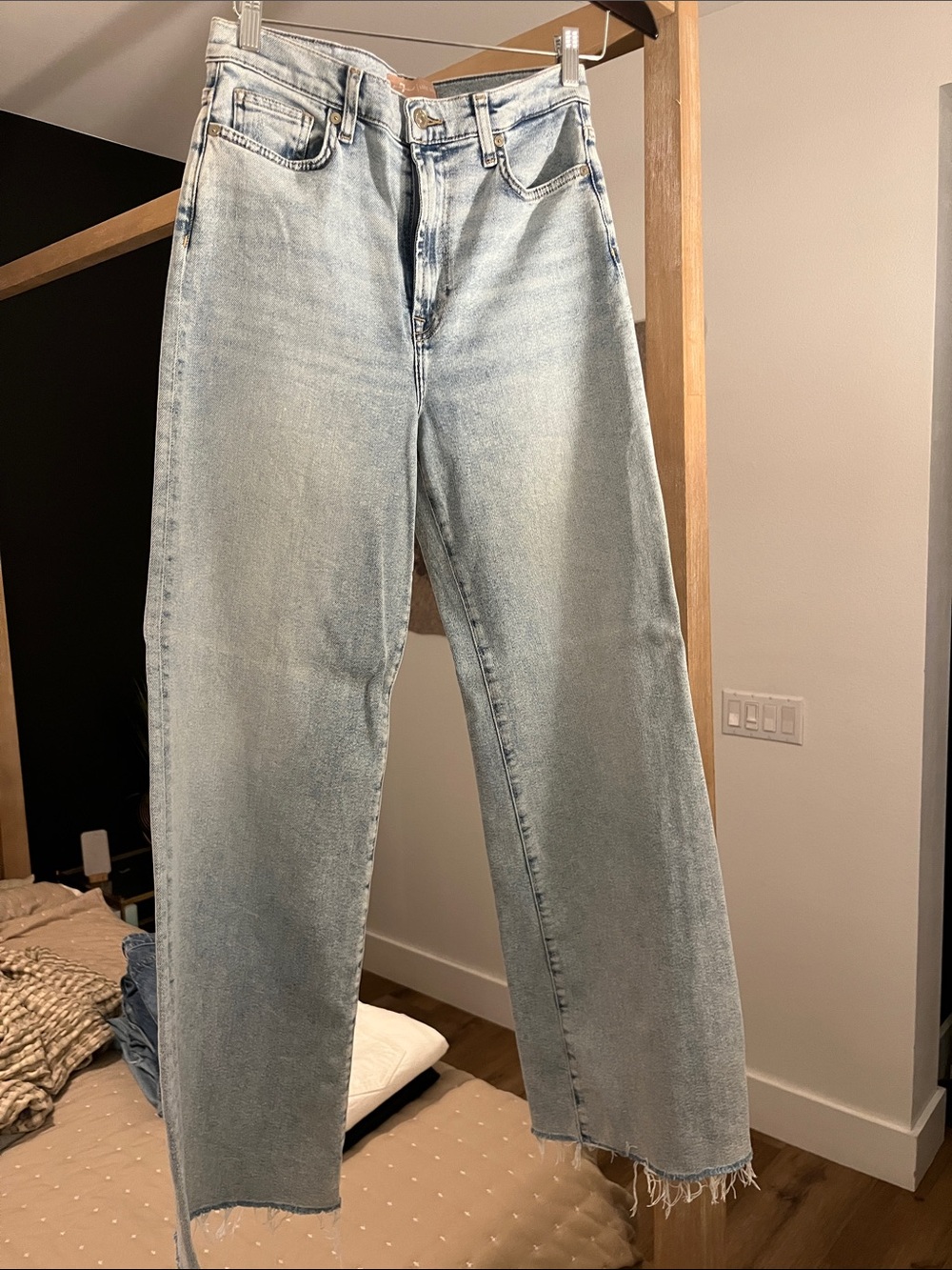 7 For all Mankind Women's Wife-Leg Jeans - Light Blue Wash